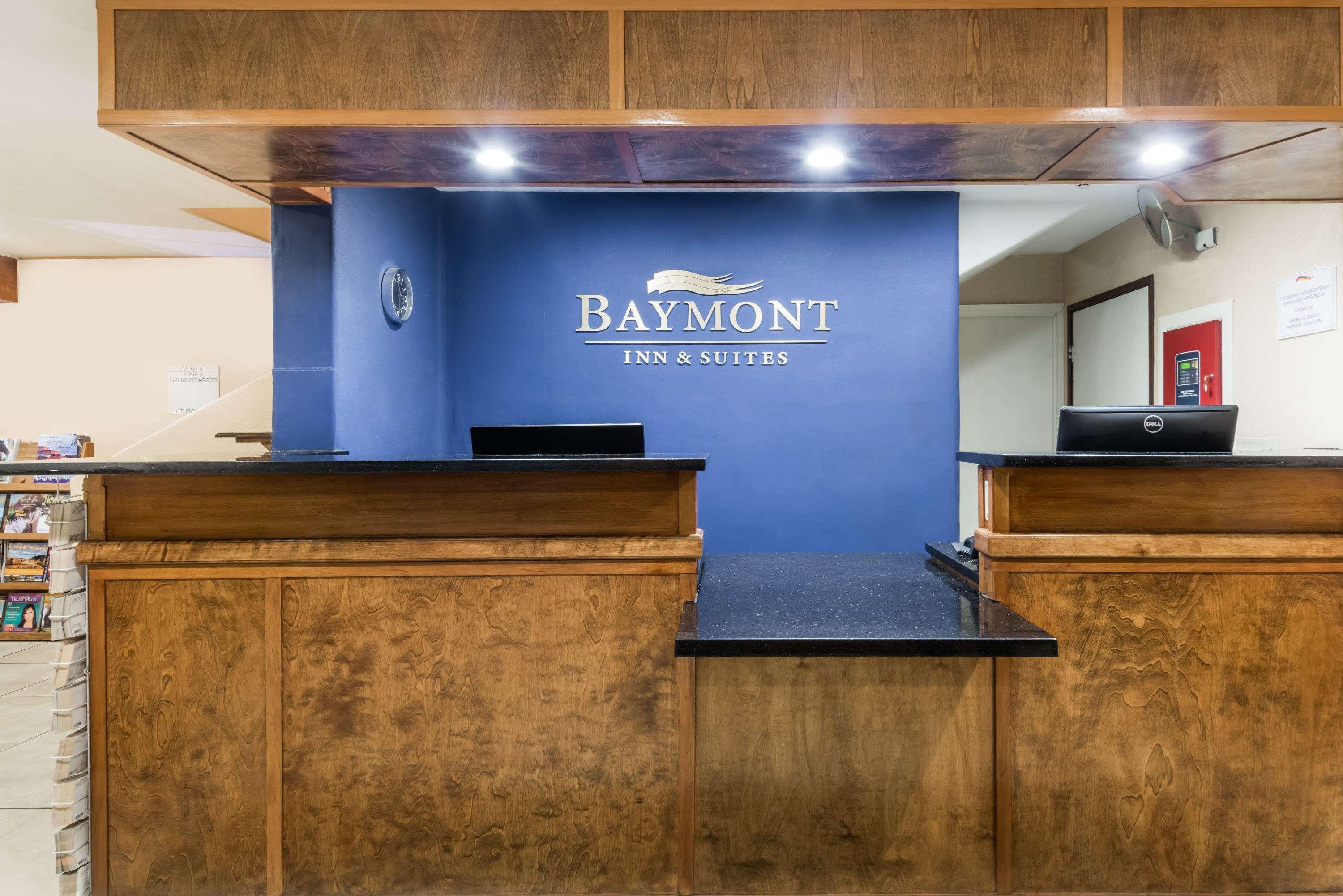 Baymont By Wyndham Santa Fe Hotel Bagian luar foto